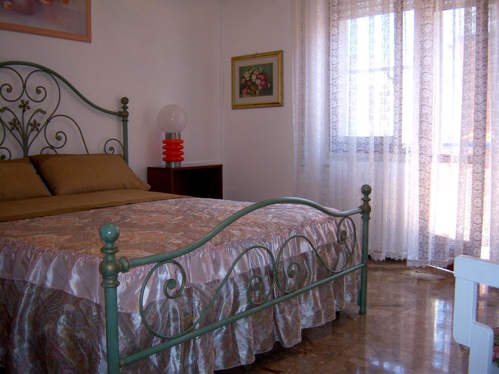 Bed And Breakfast Geckos Brindisi Esterno foto