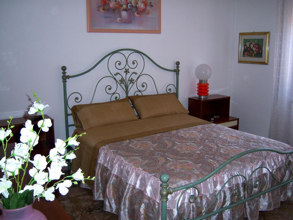 Bed And Breakfast Geckos Brindisi Esterno foto