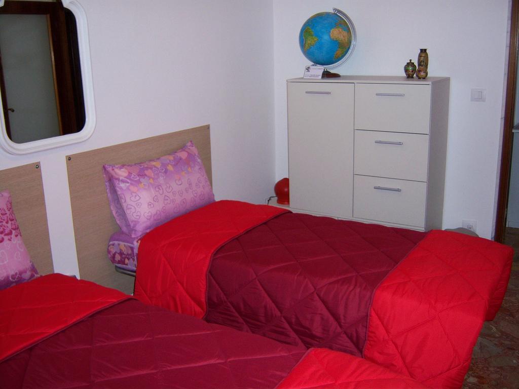 Bed And Breakfast Geckos Brindisi Esterno foto